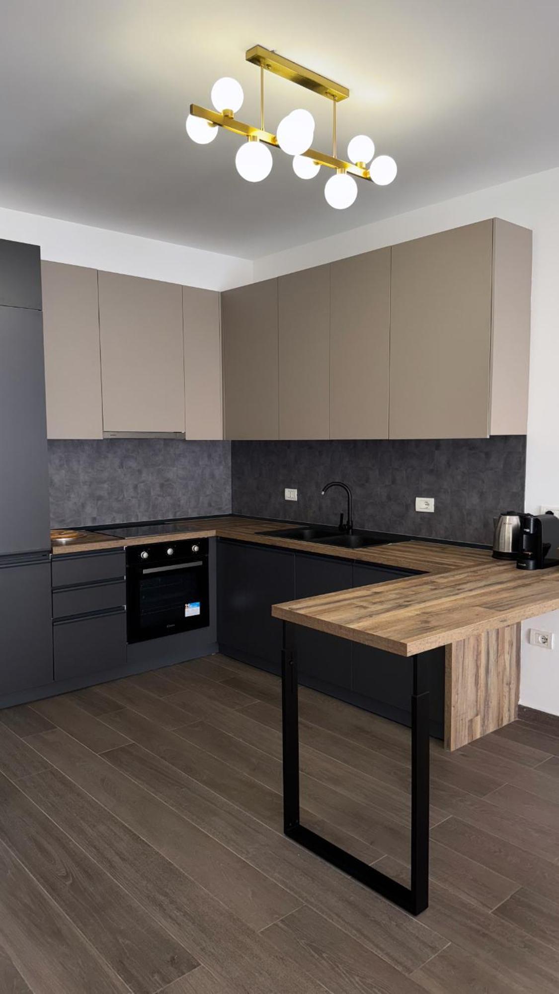 Free Parking Skanderbeg Square - Spacious Central Apartment Tirana Exterior foto