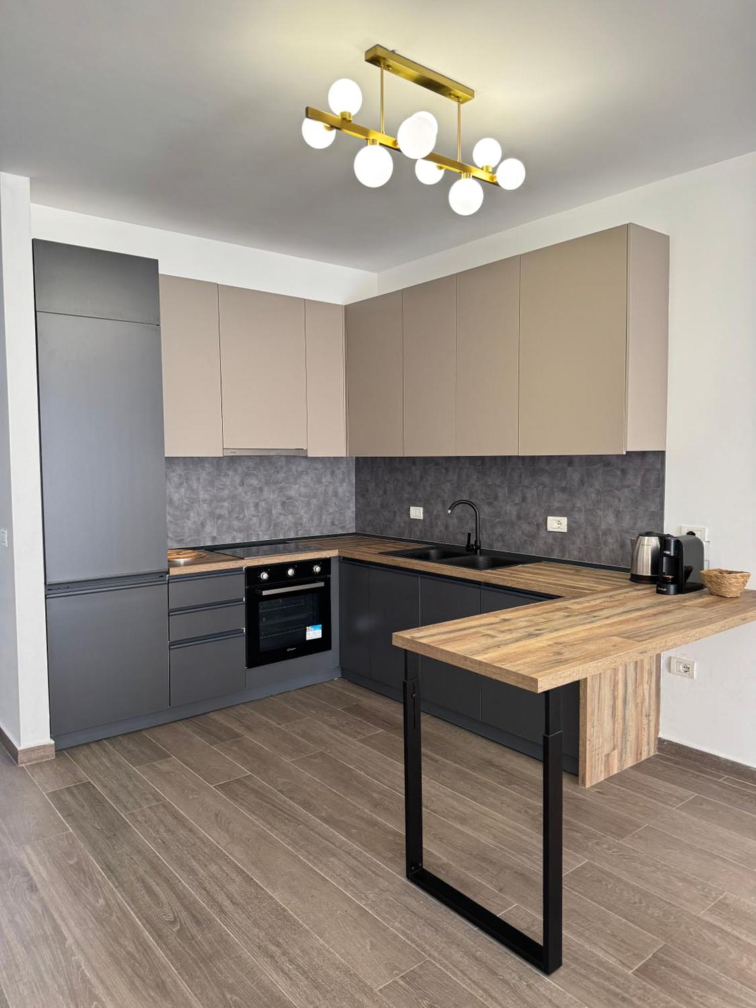Free Parking Skanderbeg Square - Spacious Central Apartment Tirana Exterior foto